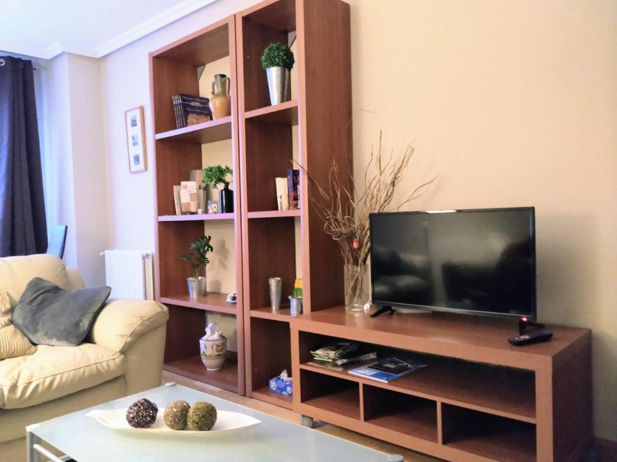 Apartamento En Oviedo,Wifi المظهر الخارجي الصورة