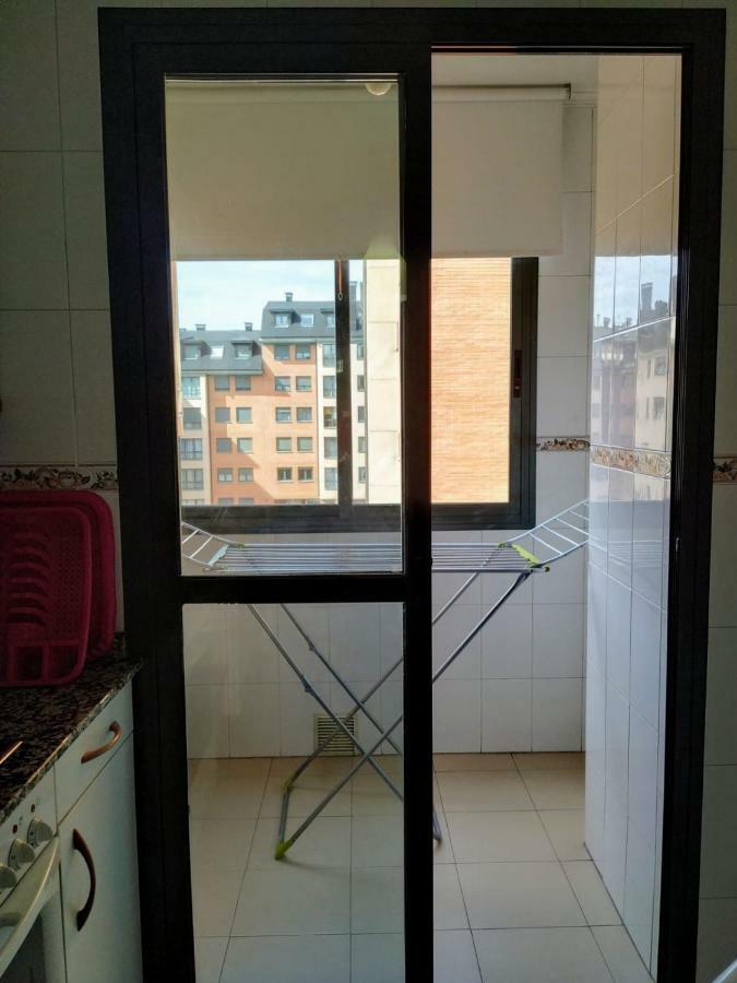 Apartamento En Oviedo,Wifi المظهر الخارجي الصورة